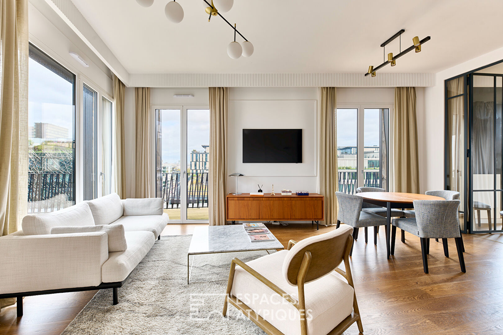 Appartement rénové avec terrasse