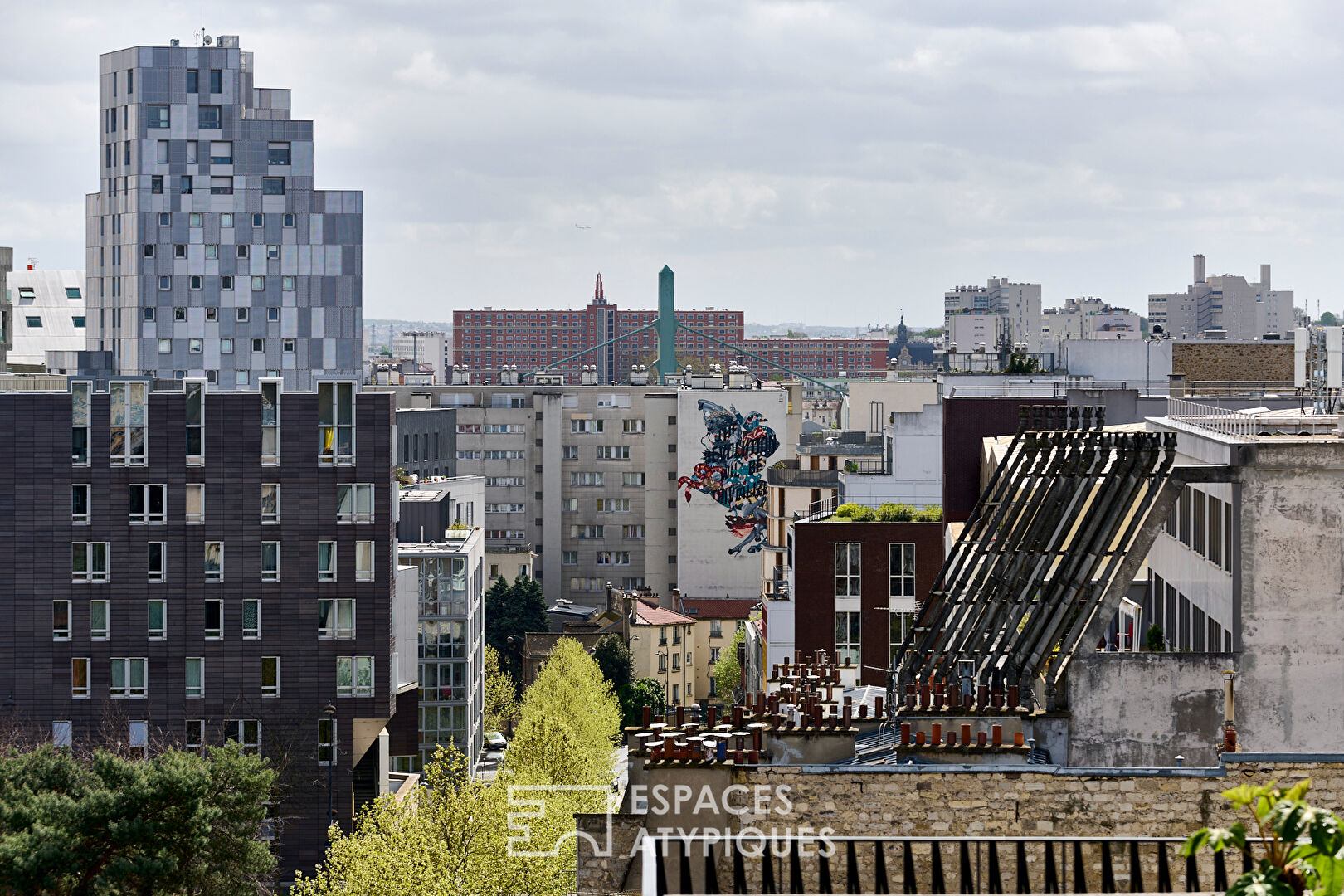 Appartement rénové avec terrasse