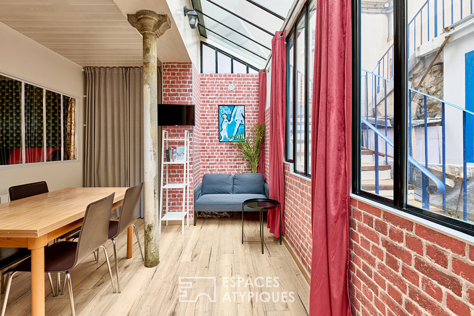 Renovated mini loft in a former painter’s workshop