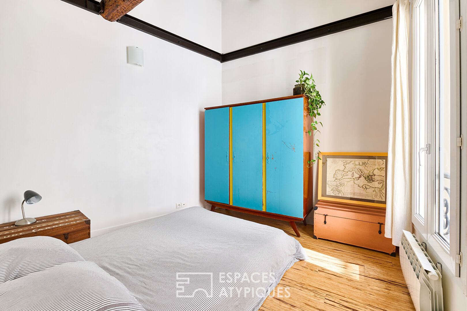 Character duplex on the top floor