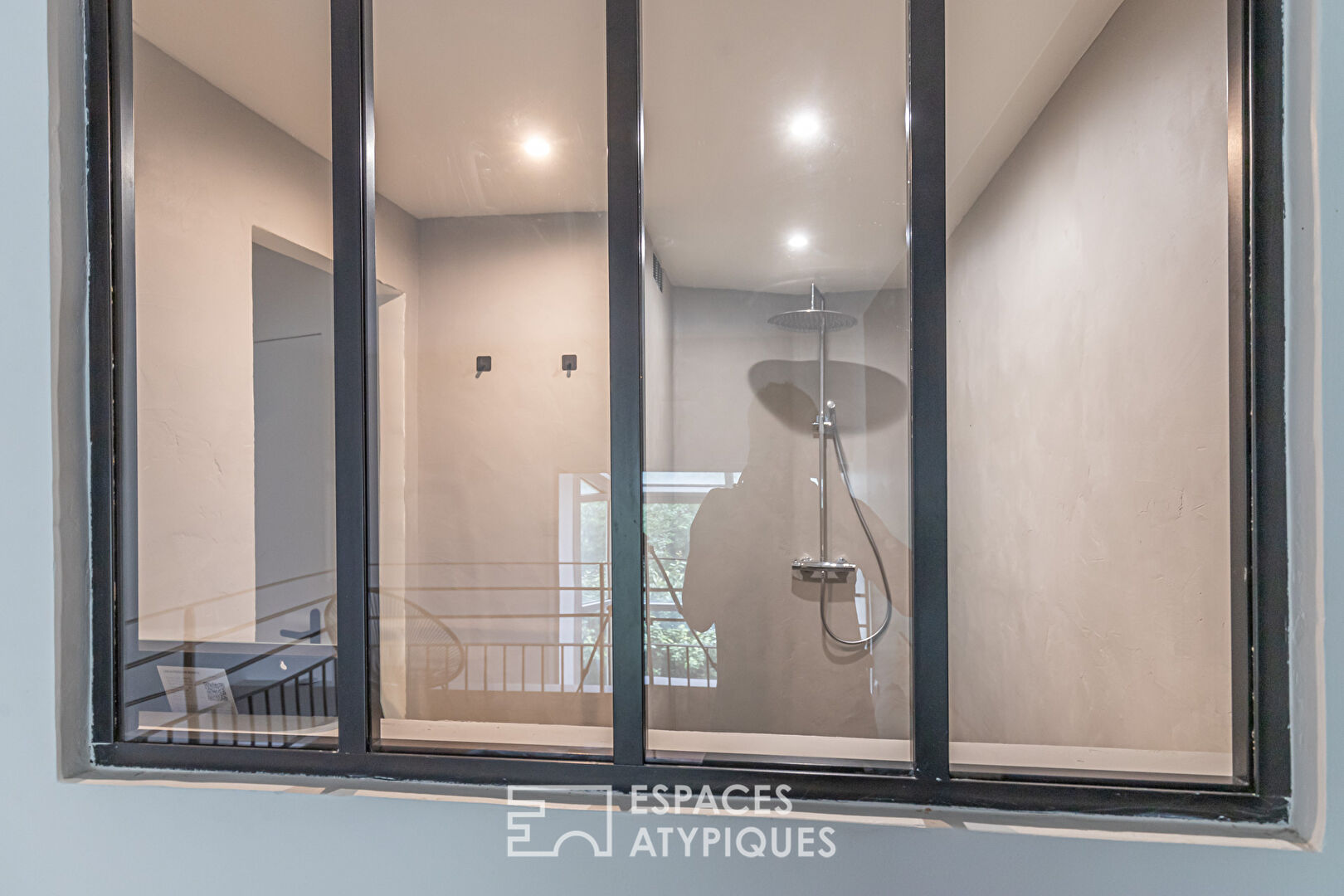 Duplex avec terrasse au rez-de-chaussée