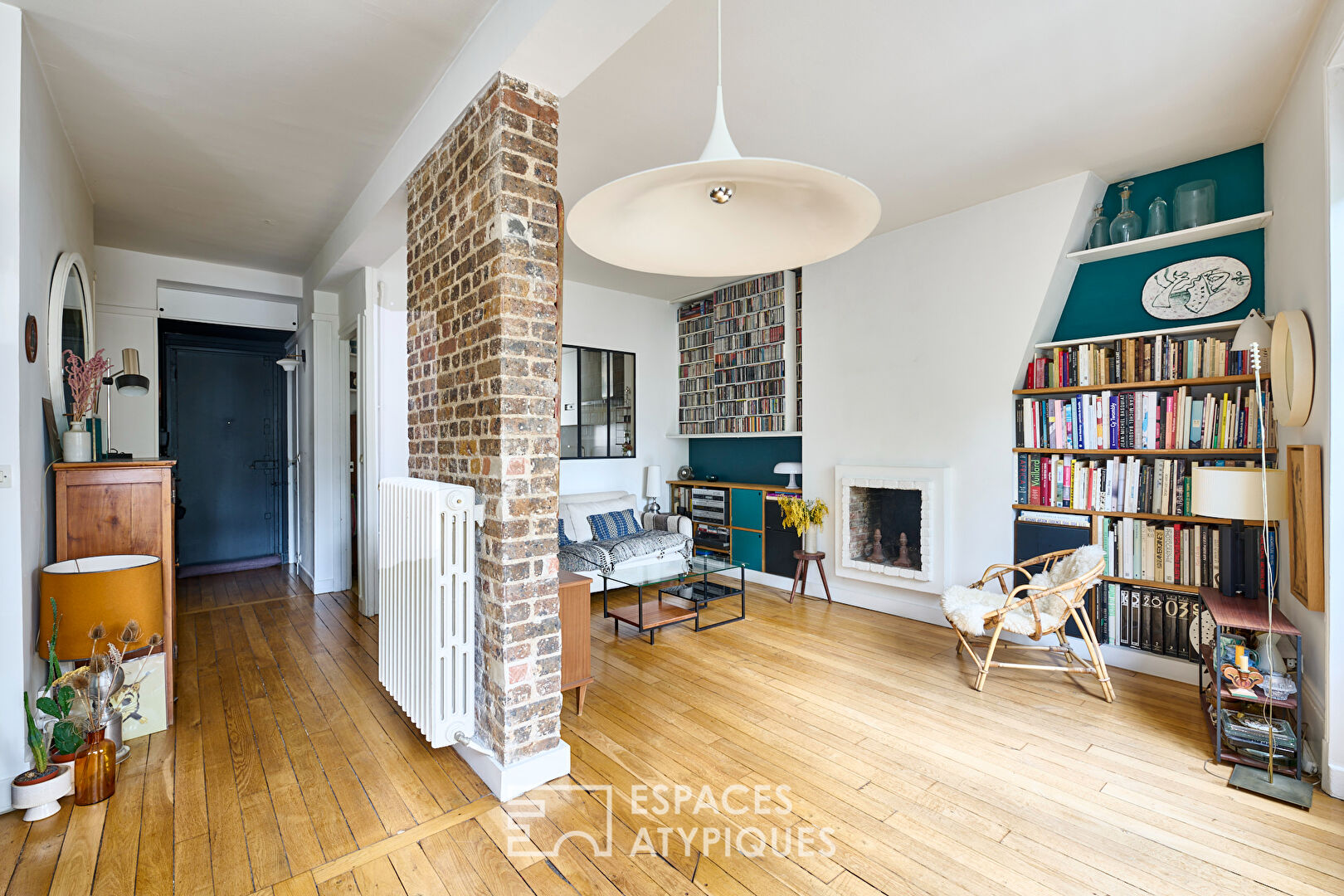 Vintage and bohemian style apartment