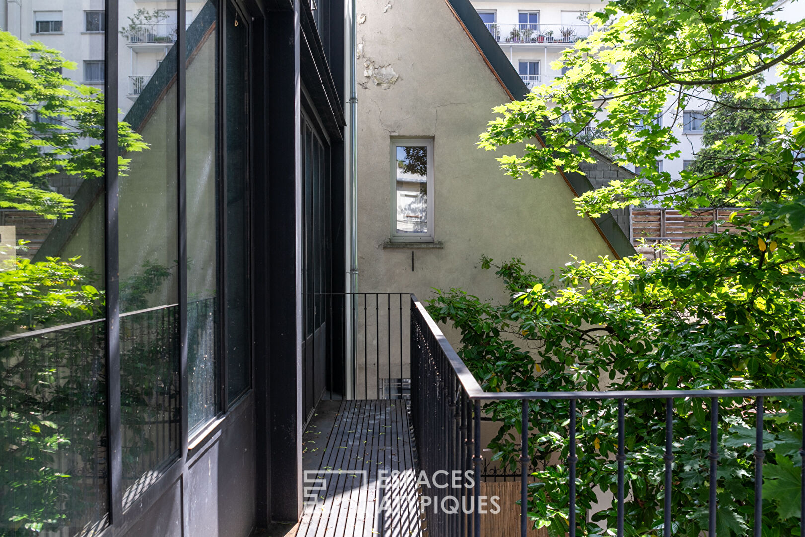 Maisons à aménager aux buttes Chaumont