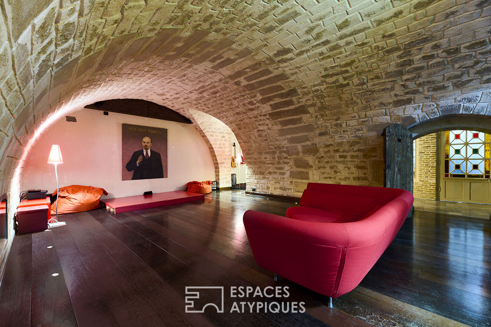Apartment with terrace near Place des Vosges