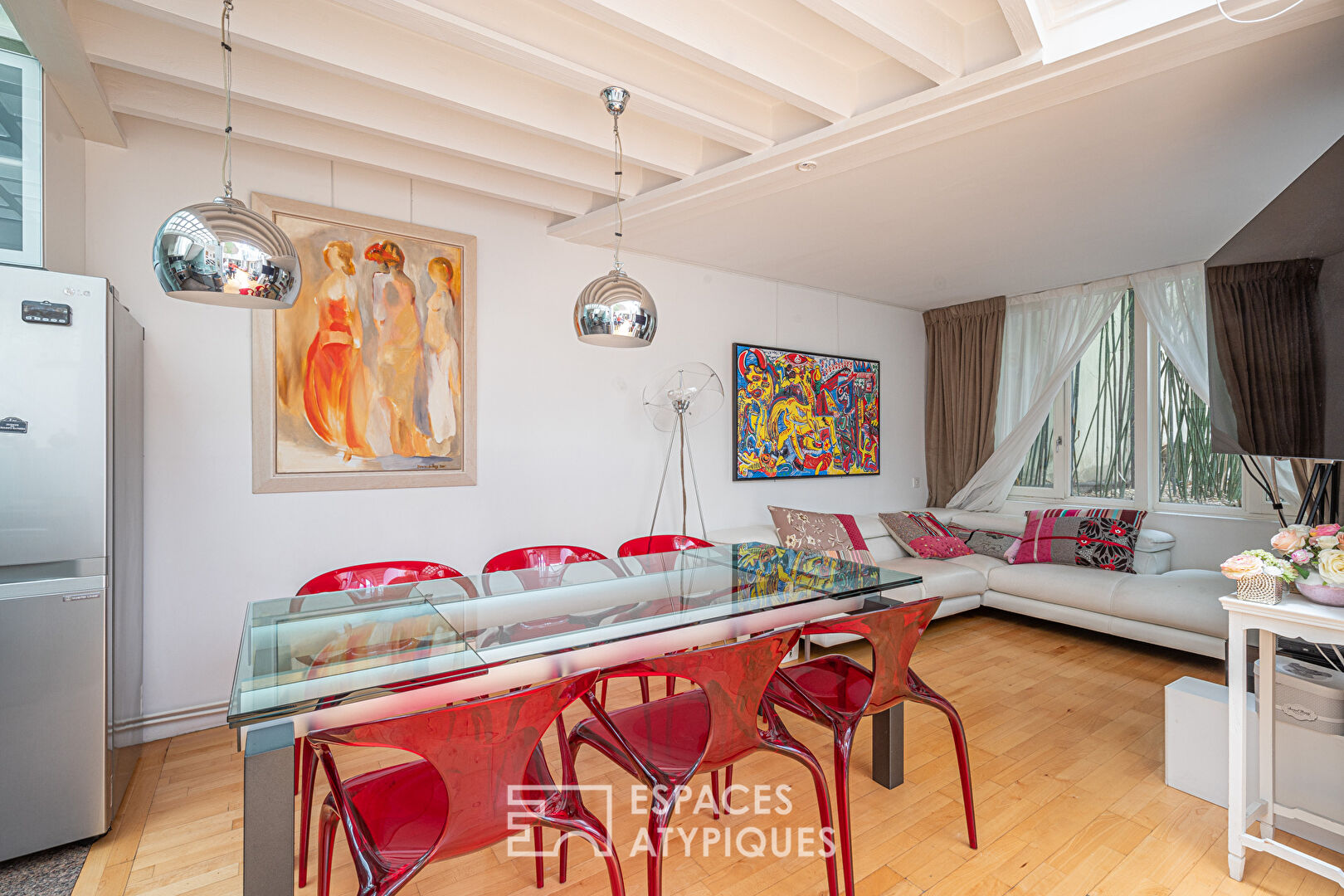 Duplex like a house with terrace