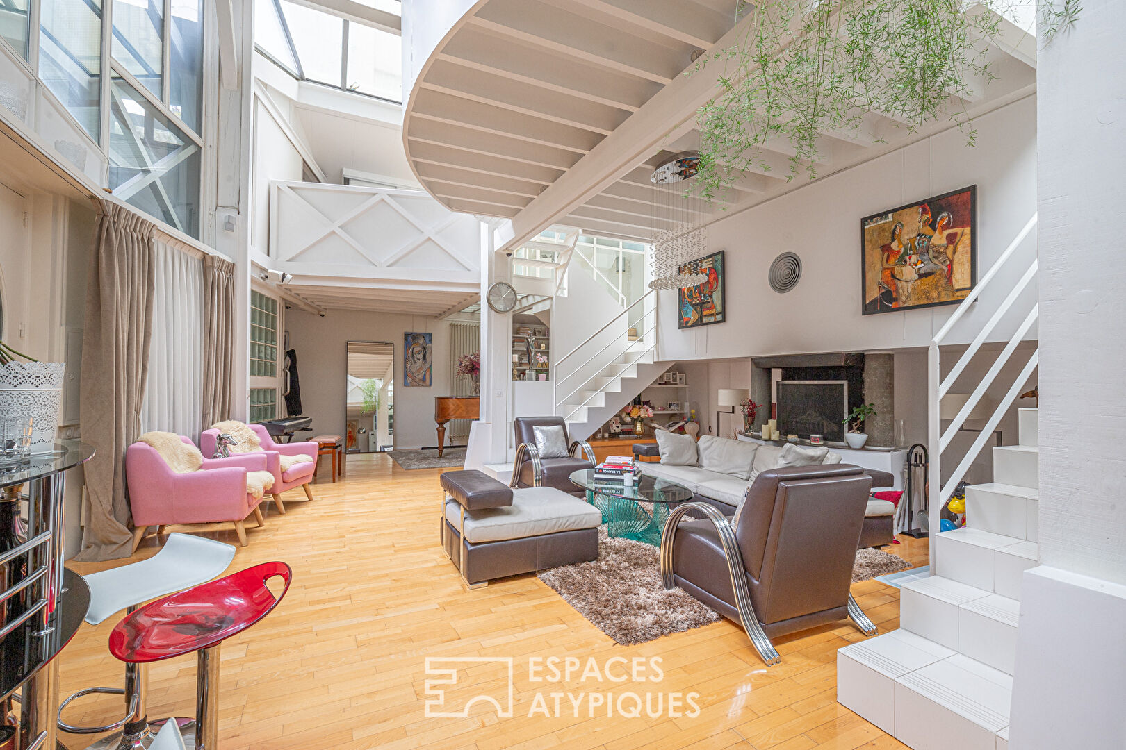 Duplex like a house with terrace
