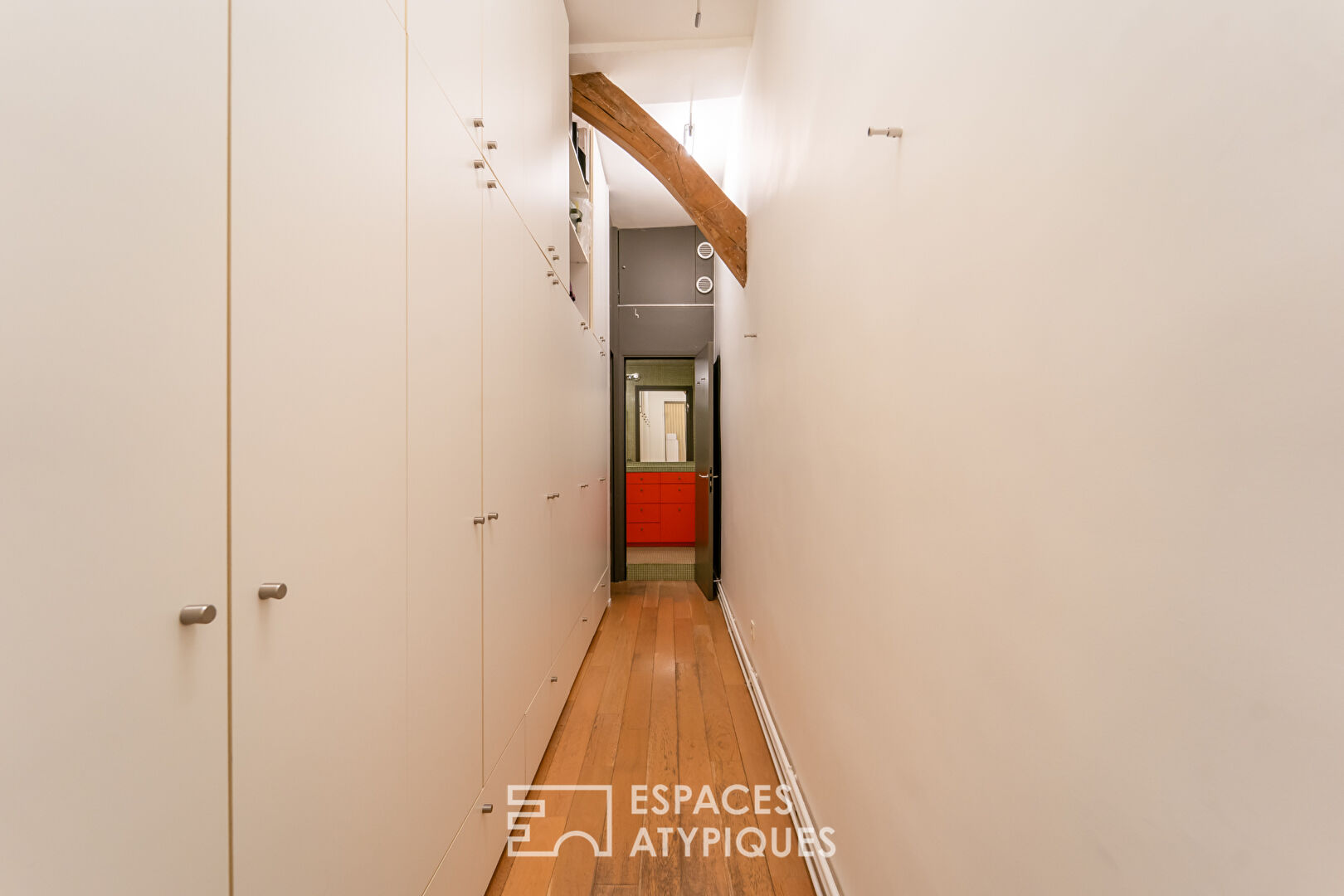 Loft in the heart of the Marais