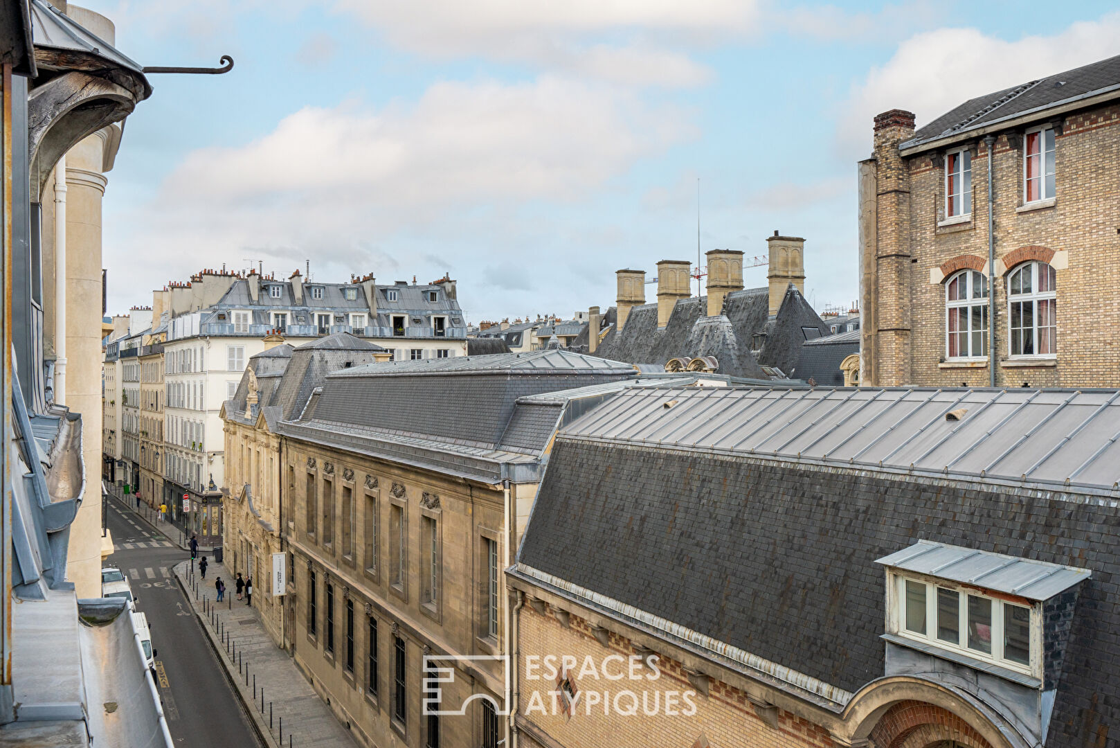 Top floor duplex Rue de Sévigné