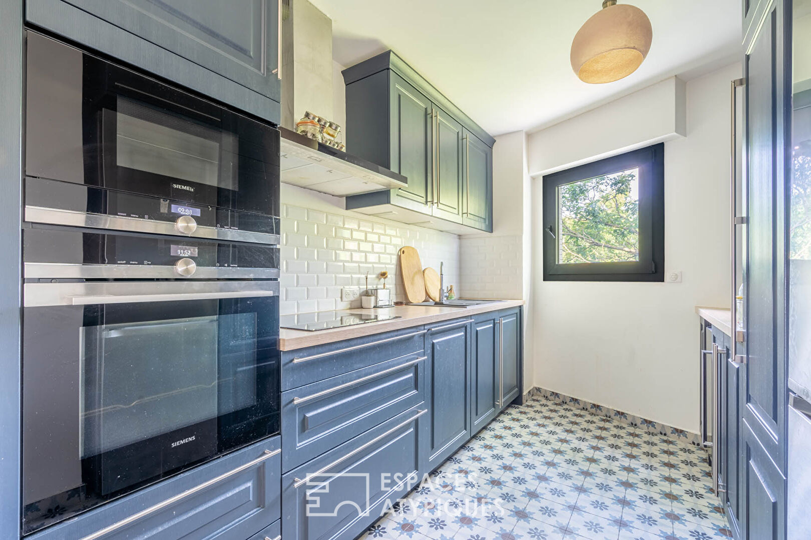 Apartment with balcony – Parc de Belleville