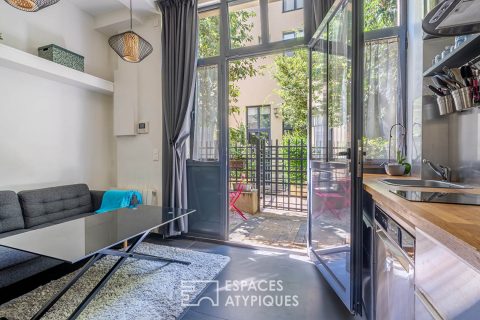Ground floor studio with terrace