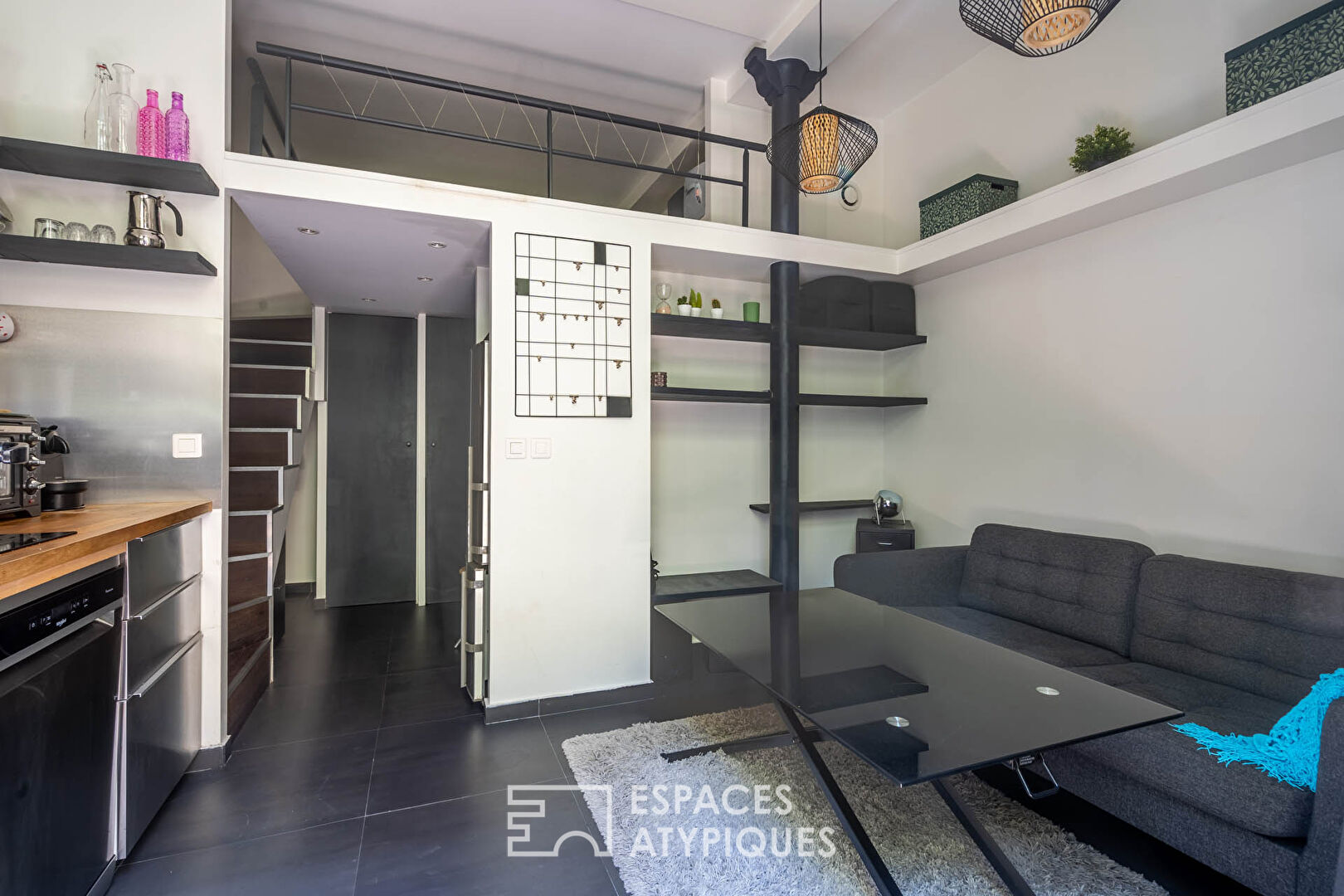 Ground floor studio with terrace