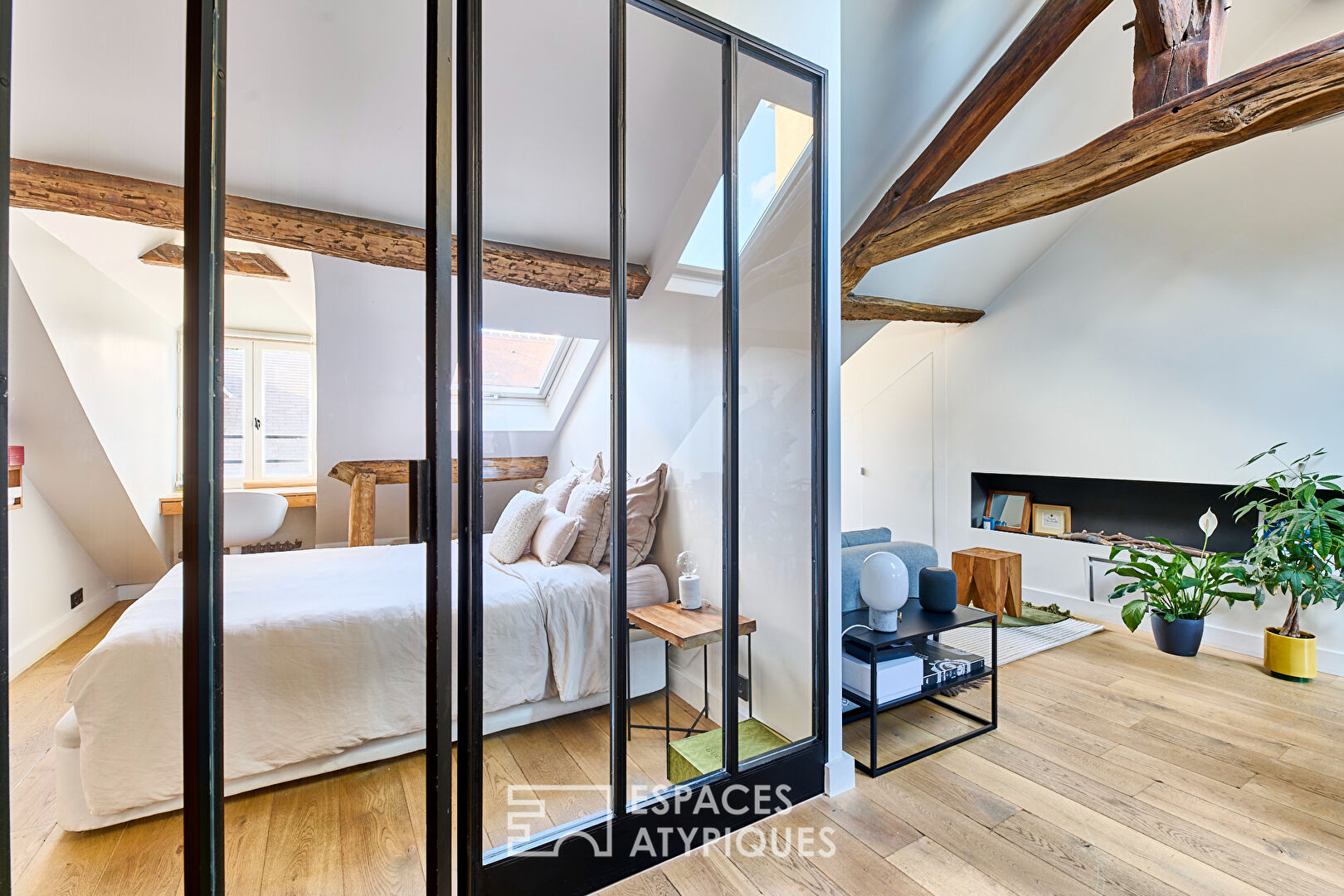 Appartement rénové avec charme au coeur du Village Saint-Paul.