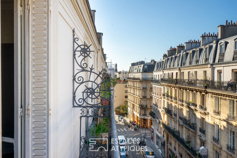 Appartement Haussmannien avec balcon et vue dégagée