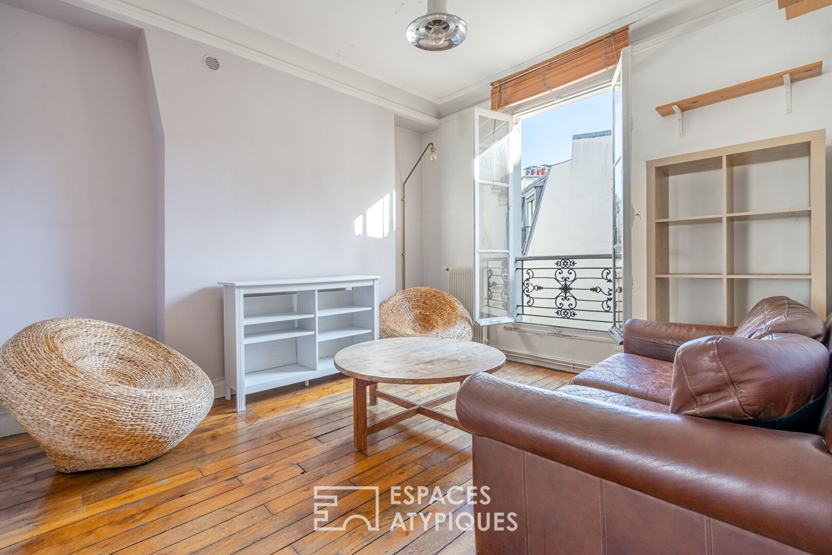 Appartement Haussmannien avec balcon et vue dégagée