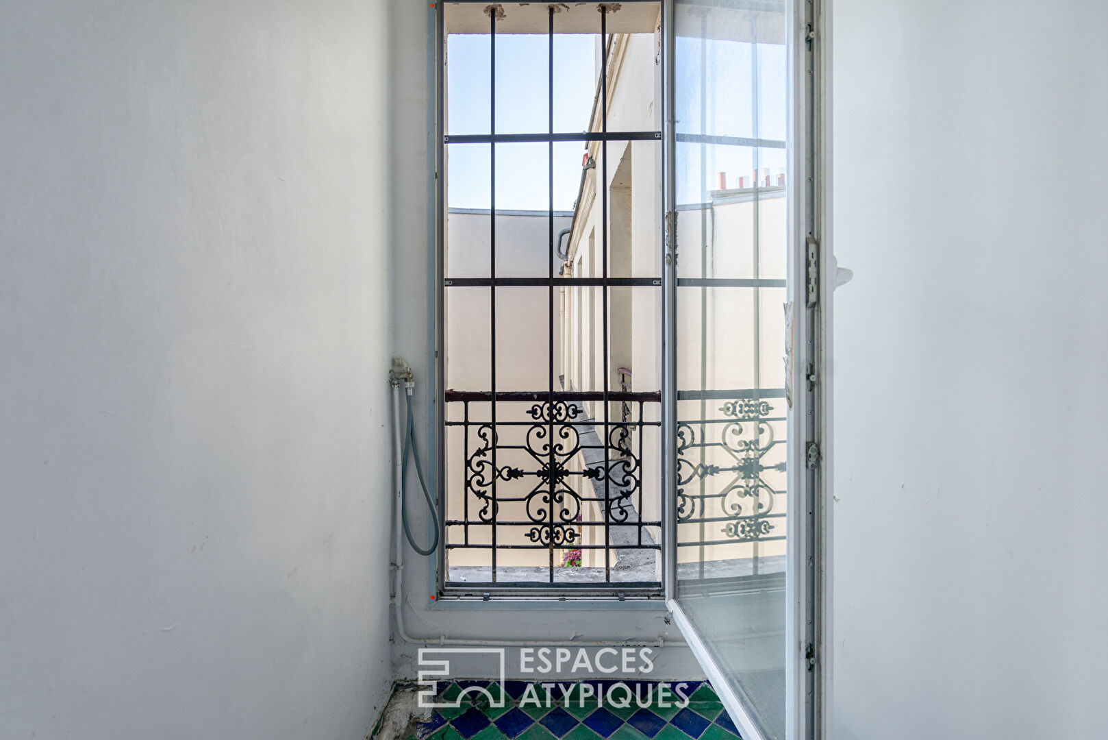Appartement Haussmannien avec balcon et vue dégagée