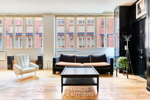 Duplex with loft spirit near Voltaire