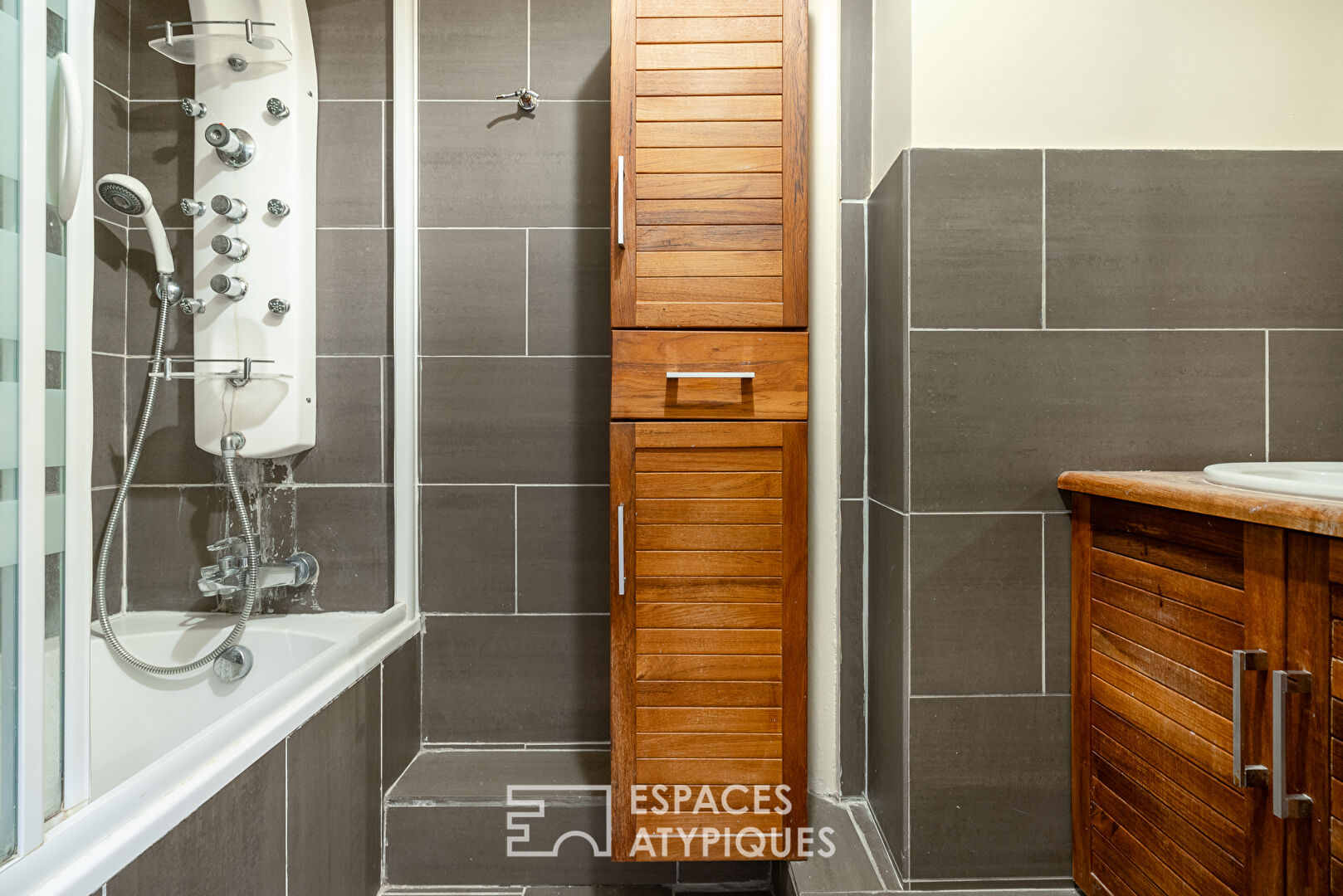 Appartement traversant avec vue sur les monuments