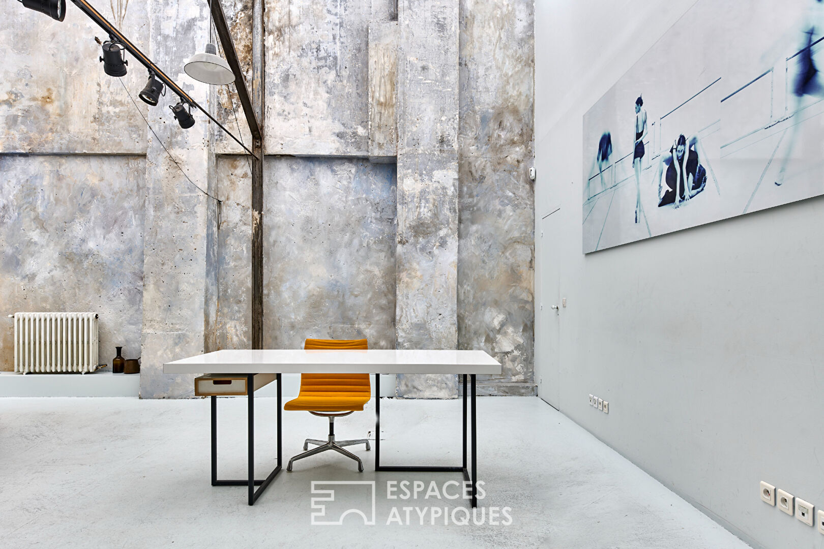 Loft Workshop with commerciality in Parmentier