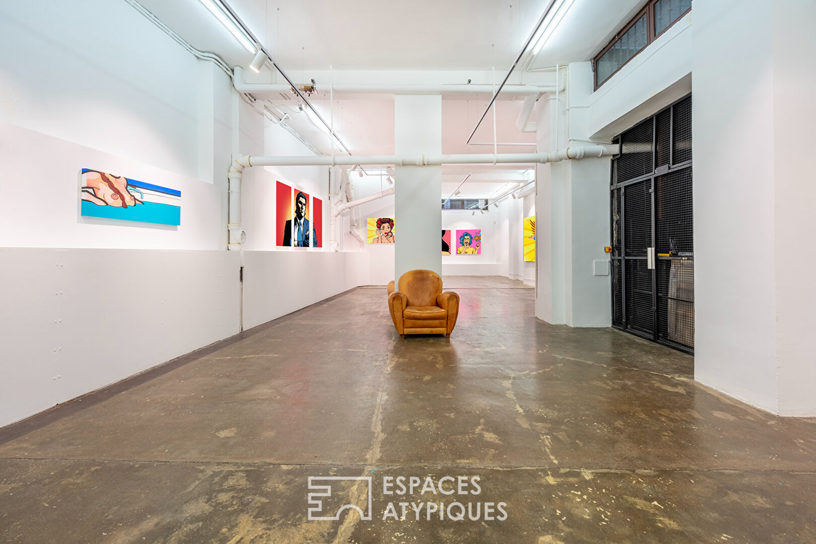 Commercial premises with a New York loft spirit