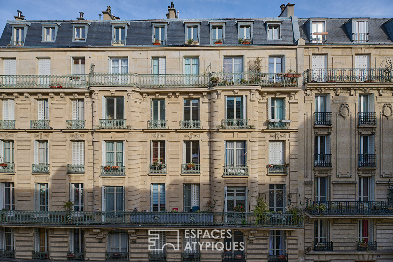 Appartement rénové au pied des Buttes Chaumont