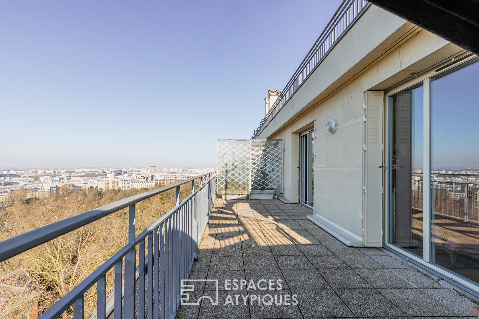 Top floor with terrace, rooftop, and panoramic view
