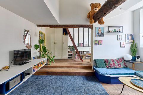 Top floor, a stone’s throw from the Canal St Martin